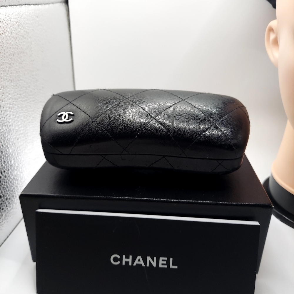 Chanel CC Black Turnlock Sunglasses Quilted Leather Trim With Case - Picture 7 of 7